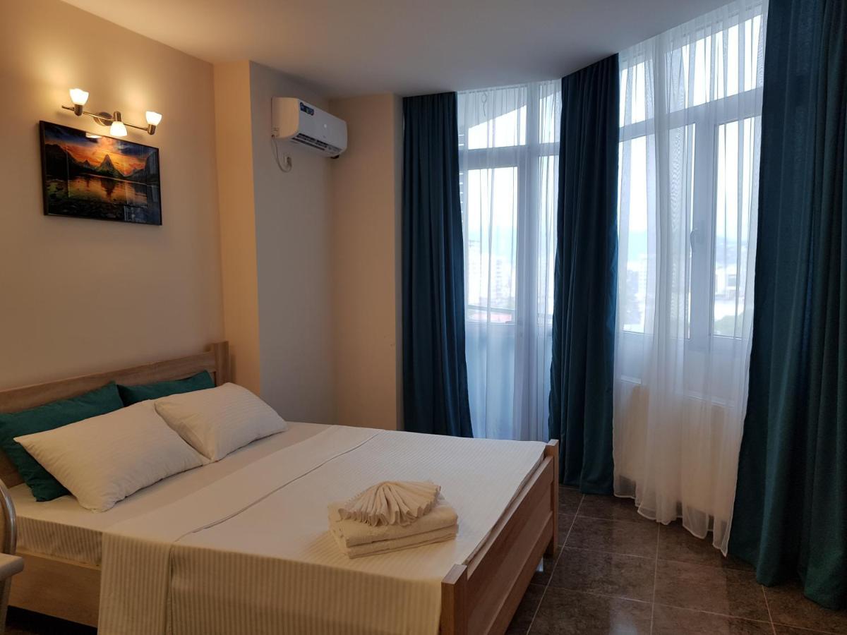 Breeze Batumi Lägenhet Exteriör bild