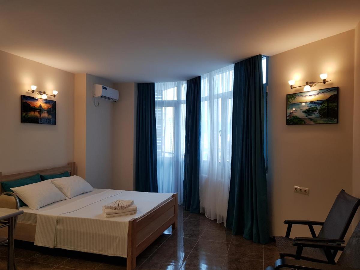 Breeze Batumi Lägenhet Exteriör bild