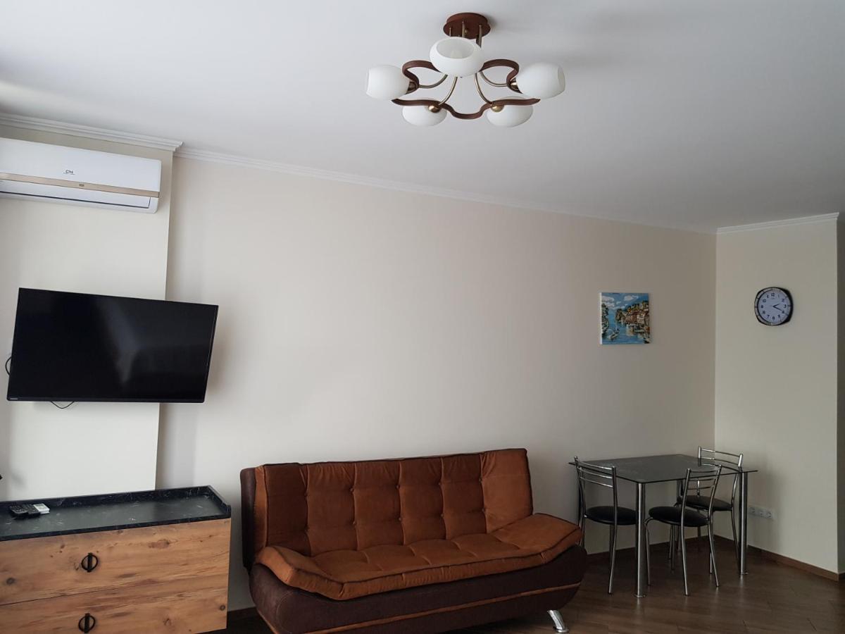 Breeze Batumi Lägenhet Exteriör bild