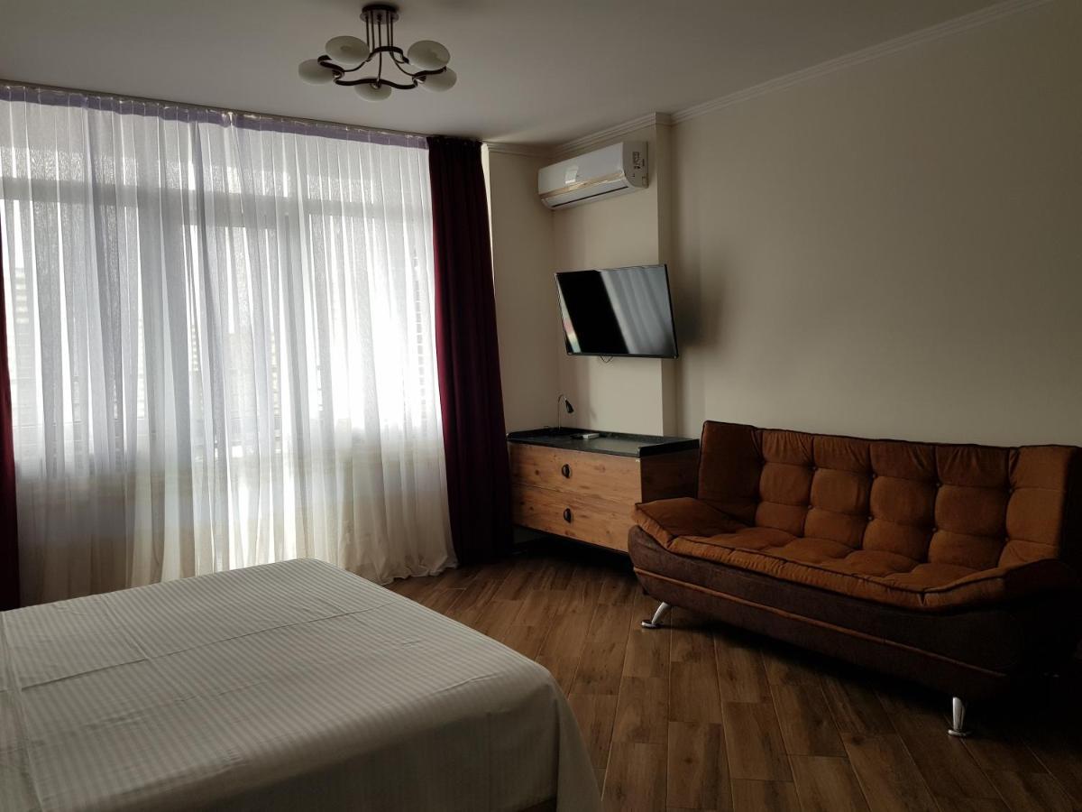Breeze Batumi Lägenhet Exteriör bild