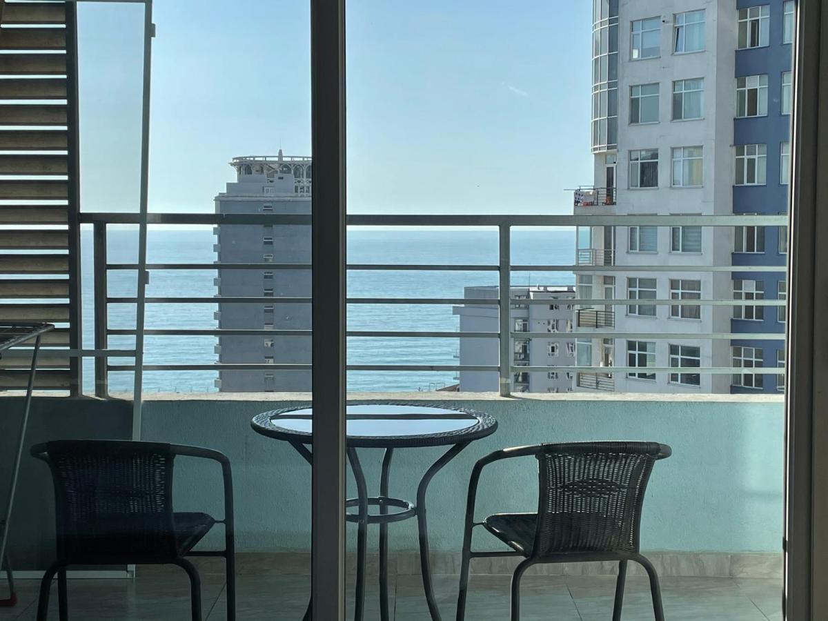 Breeze Batumi Lägenhet Exteriör bild
