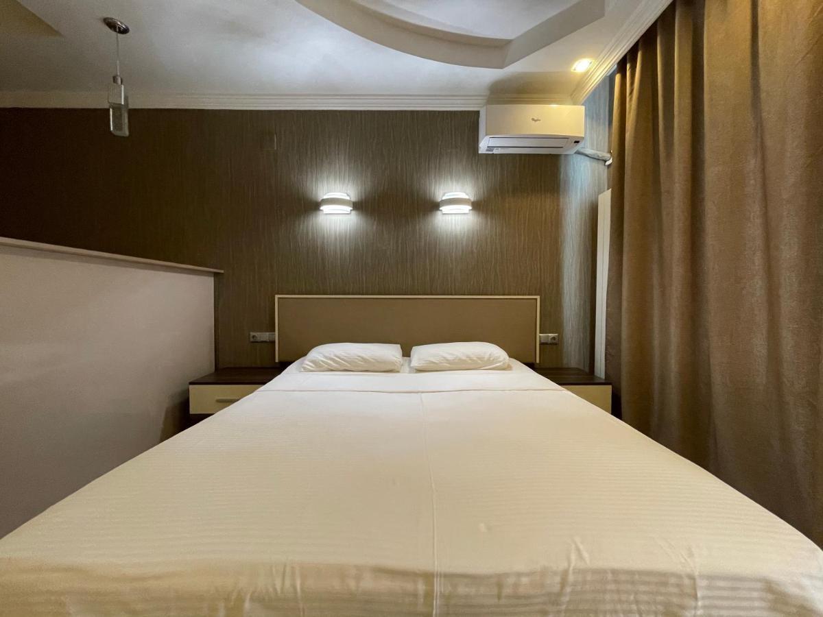 Breeze Batumi Lägenhet Exteriör bild